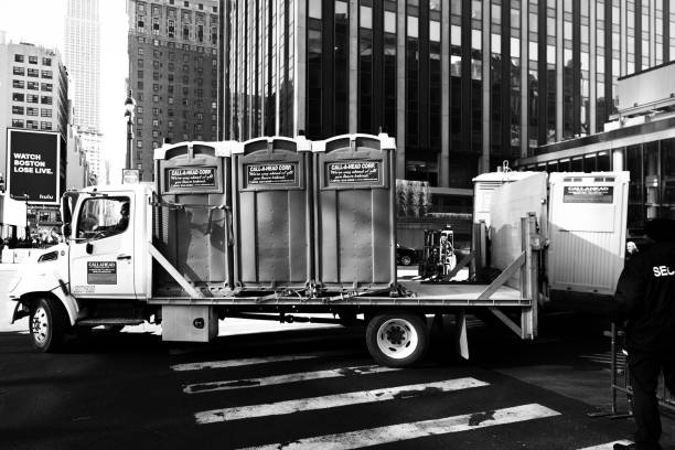 Best Porta potty delivery and setup  in Dixon, IL